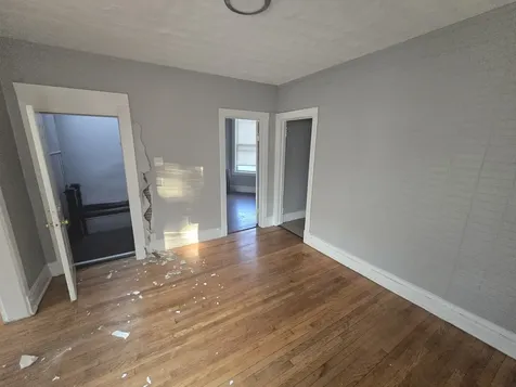 1229 East 71st Street Chicago IL 60619