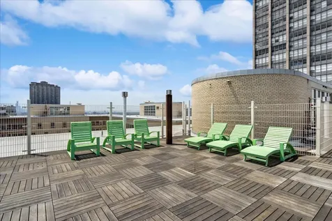 3950 North Lake Shore Drive Chicago IL 60613