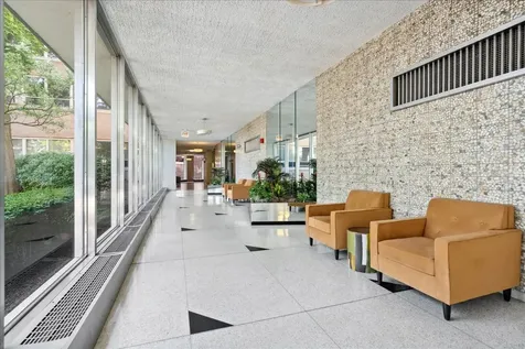 3950 North Lake Shore Drive Chicago IL 60613