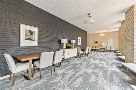 3950 North Lake Shore Drive Chicago IL 60613