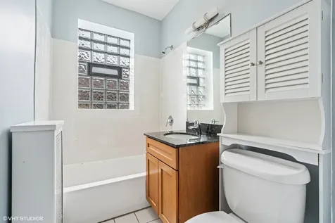 2839 North Sawyer Avenue Chicago IL 60618