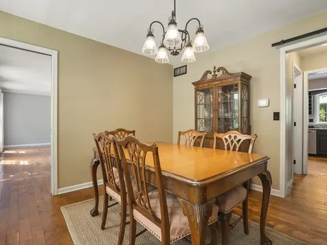 12352 Ledges Drive N Roscoe IL 61073