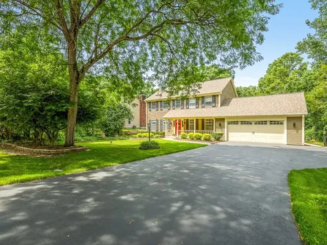 12352 Ledges Drive N Roscoe IL 61073