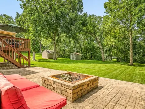 12352 Ledges Drive N Roscoe IL 61073