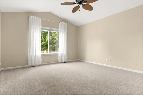 1009 Birchwood Drive Pingree Grove IL 60140
