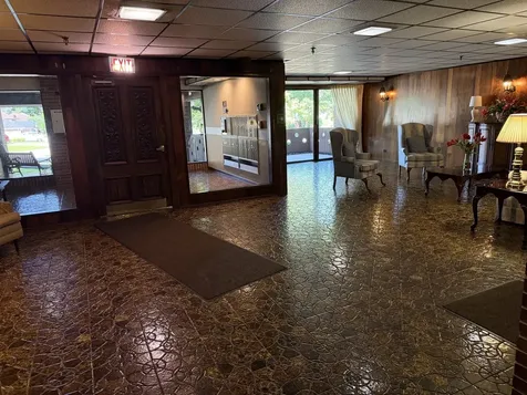 129 South Spruce Avenue Wood Dale IL 60191