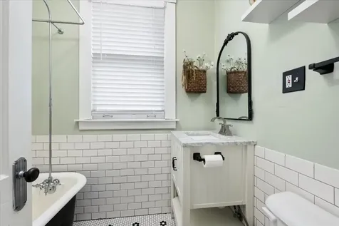 519 North Taylor Avenue Oak Park IL 60302