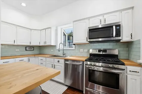 519 North Taylor Avenue Oak Park IL 60302
