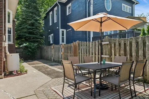 519 North Taylor Avenue Oak Park IL 60302
