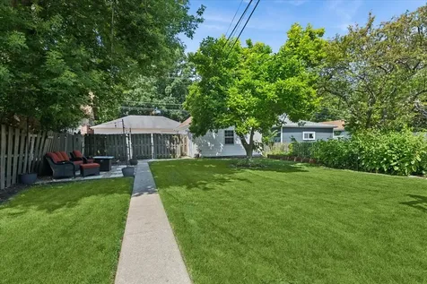 519 North Taylor Avenue Oak Park IL 60302