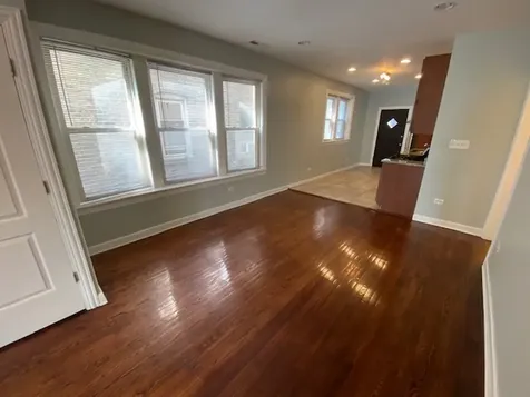 5114 North Kimball Avenue Chicago IL 60625