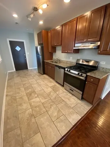 5114 North Kimball Avenue Chicago IL 60625