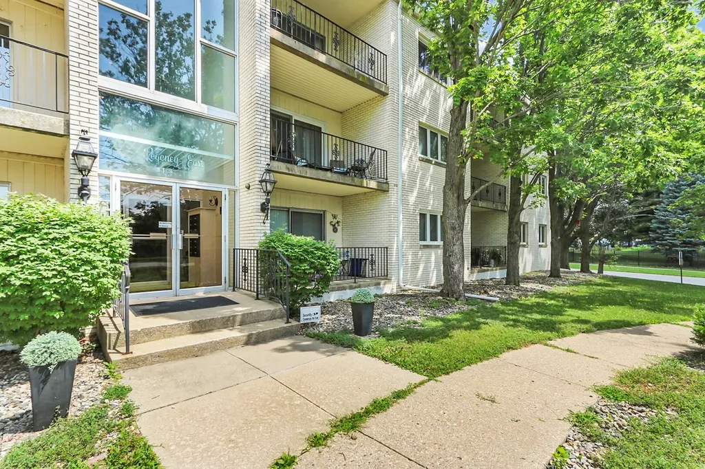 1004 East Harding Drive Urbana IL 61801