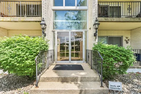 1004 East Harding Drive Urbana IL 61801