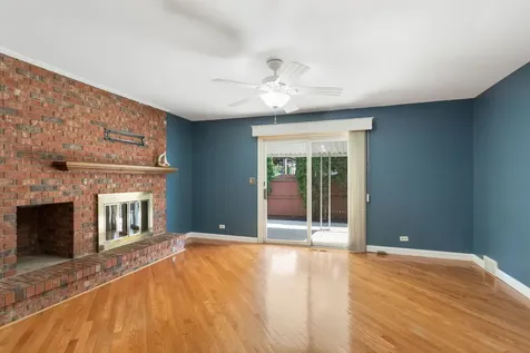161 Jackson Lane Bloomingdale IL 60108