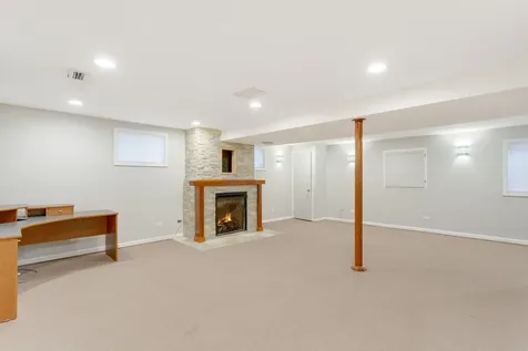 161 Jackson Lane Bloomingdale IL 60108