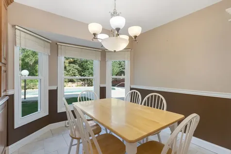 161 Jackson Lane Bloomingdale IL 60108