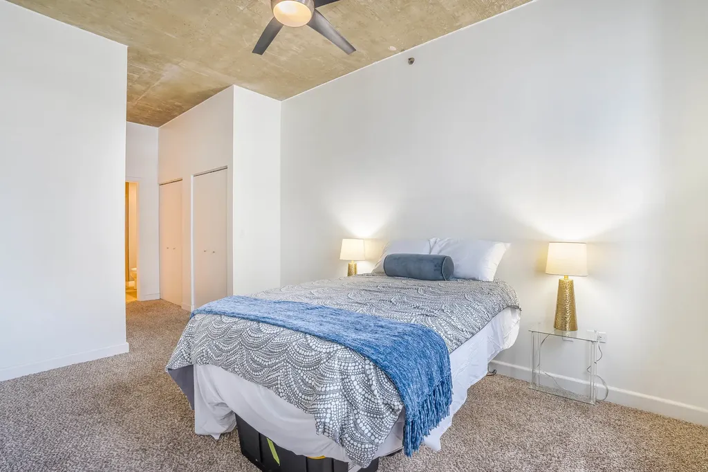 1305 South Michigan Avenue Chicago IL 60605