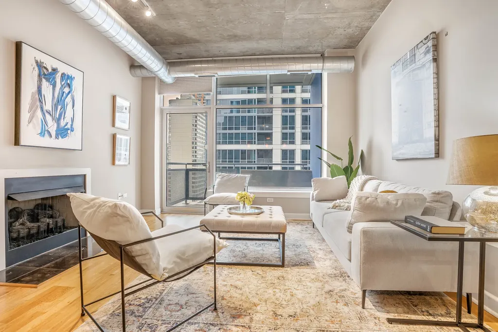 1305 South Michigan Avenue Chicago IL 60605