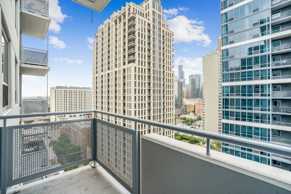 1305 South Michigan Avenue Chicago IL 60605