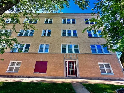 3214 West Berteau Avenue Chicago IL 60618