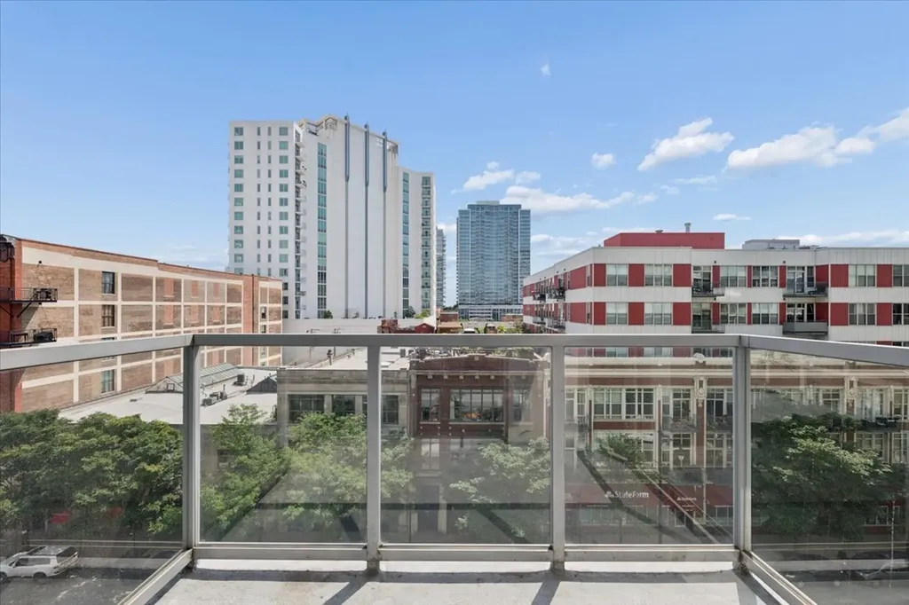 1620 South Michigan Avenue Chicago IL 60616