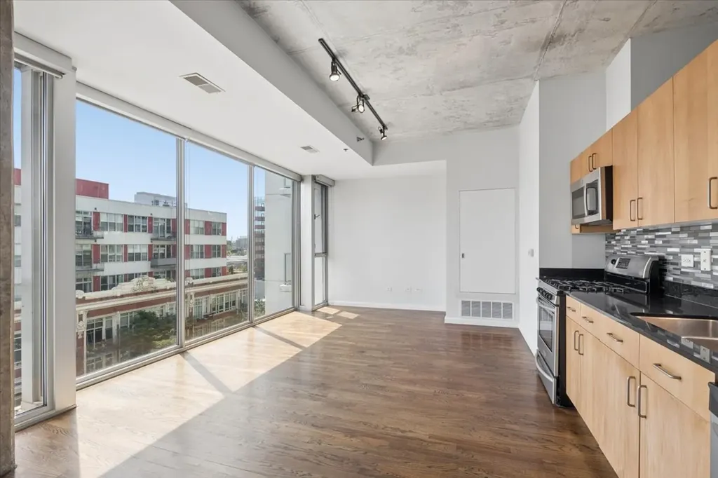 1620 South Michigan Avenue Chicago IL 60616