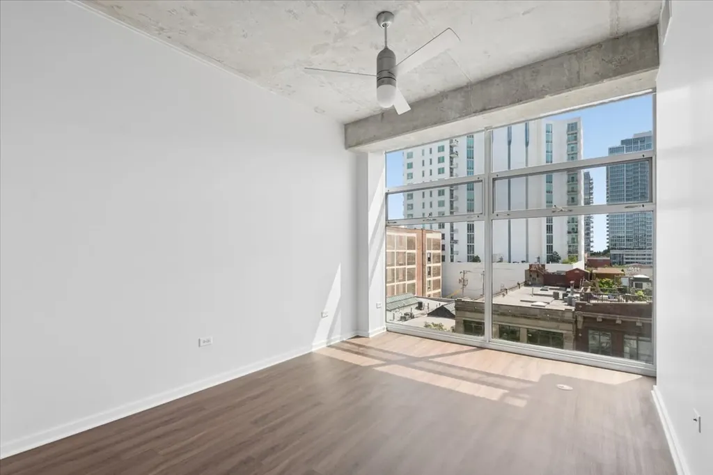 1620 South Michigan Avenue Chicago IL 60616