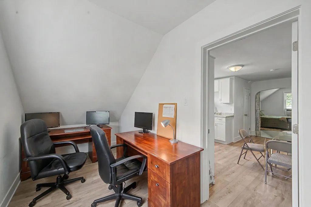 13443 South Avenue M Chicago IL 60633