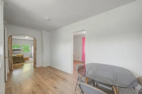 13443 South Avenue M Chicago IL 60633