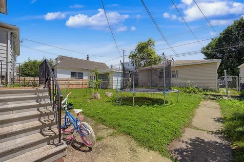 13443 South Avenue M Chicago IL 60633
