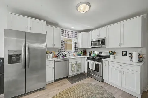 13443 South Avenue M Chicago IL 60633