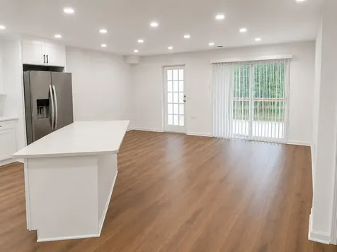 16225 Central Park Avenue Markham IL 60428