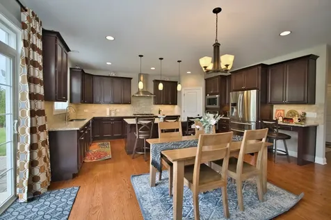 29 North Empress Drive Hawthorn Woods IL 60047