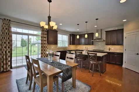29 North Empress Drive Hawthorn Woods IL 60047