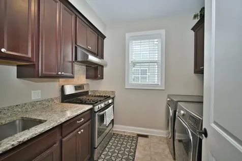 29 North Empress Drive Hawthorn Woods IL 60047
