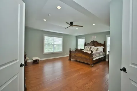 29 North Empress Drive Hawthorn Woods IL 60047