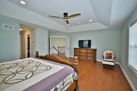 29 North Empress Drive Hawthorn Woods IL 60047
