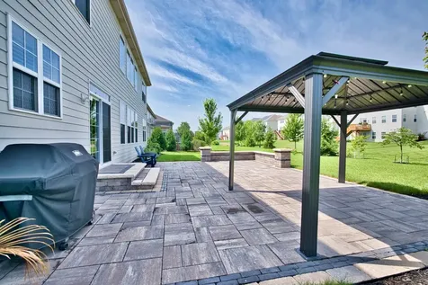 29 North Empress Drive Hawthorn Woods IL 60047