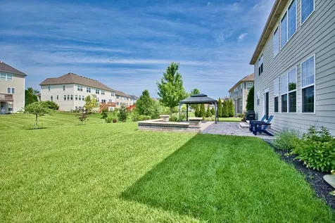 29 North Empress Drive Hawthorn Woods IL 60047