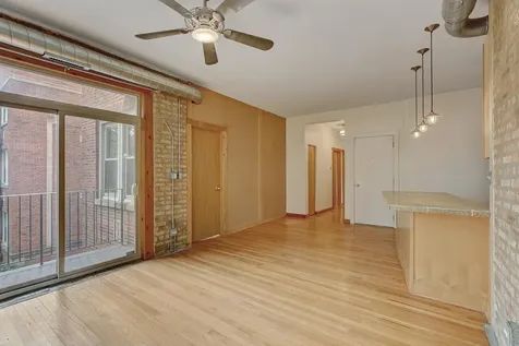 1663 West Pratt Boulevard Chicago IL 60626