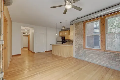 1663 West Pratt Boulevard Chicago IL 60626