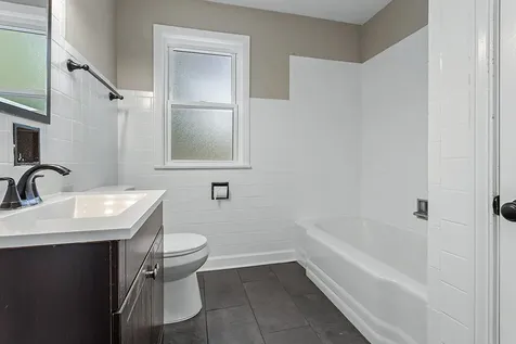 9121 South Utica Avenue Evergreen Park IL 60805