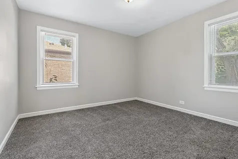 9121 South Utica Avenue Evergreen Park IL 60805