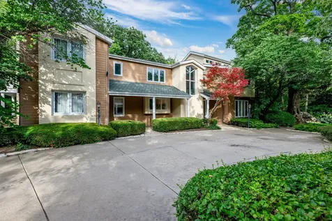 112 Brinker Road Barrington Hills IL 60010