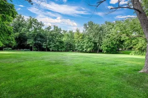 112 Brinker Road Barrington Hills IL 60010
