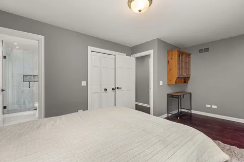 112 Brinker Road Barrington Hills IL 60010
