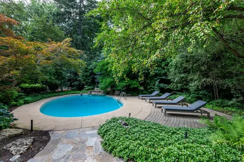 112 Brinker Road Barrington Hills IL 60010