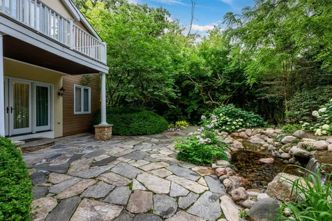 112 Brinker Road Barrington Hills IL 60010