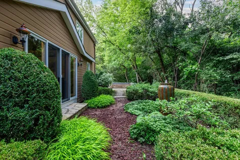 112 Brinker Road Barrington Hills IL 60010